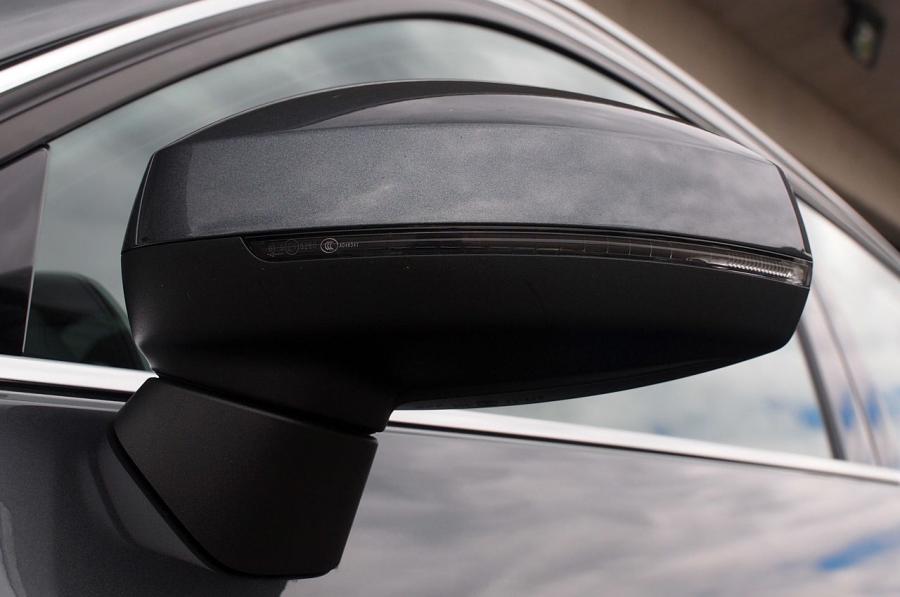 Детали экстерьера Audi A3 Sportback e-Tron (8V) 2014 года  (фото 49 из 95)
